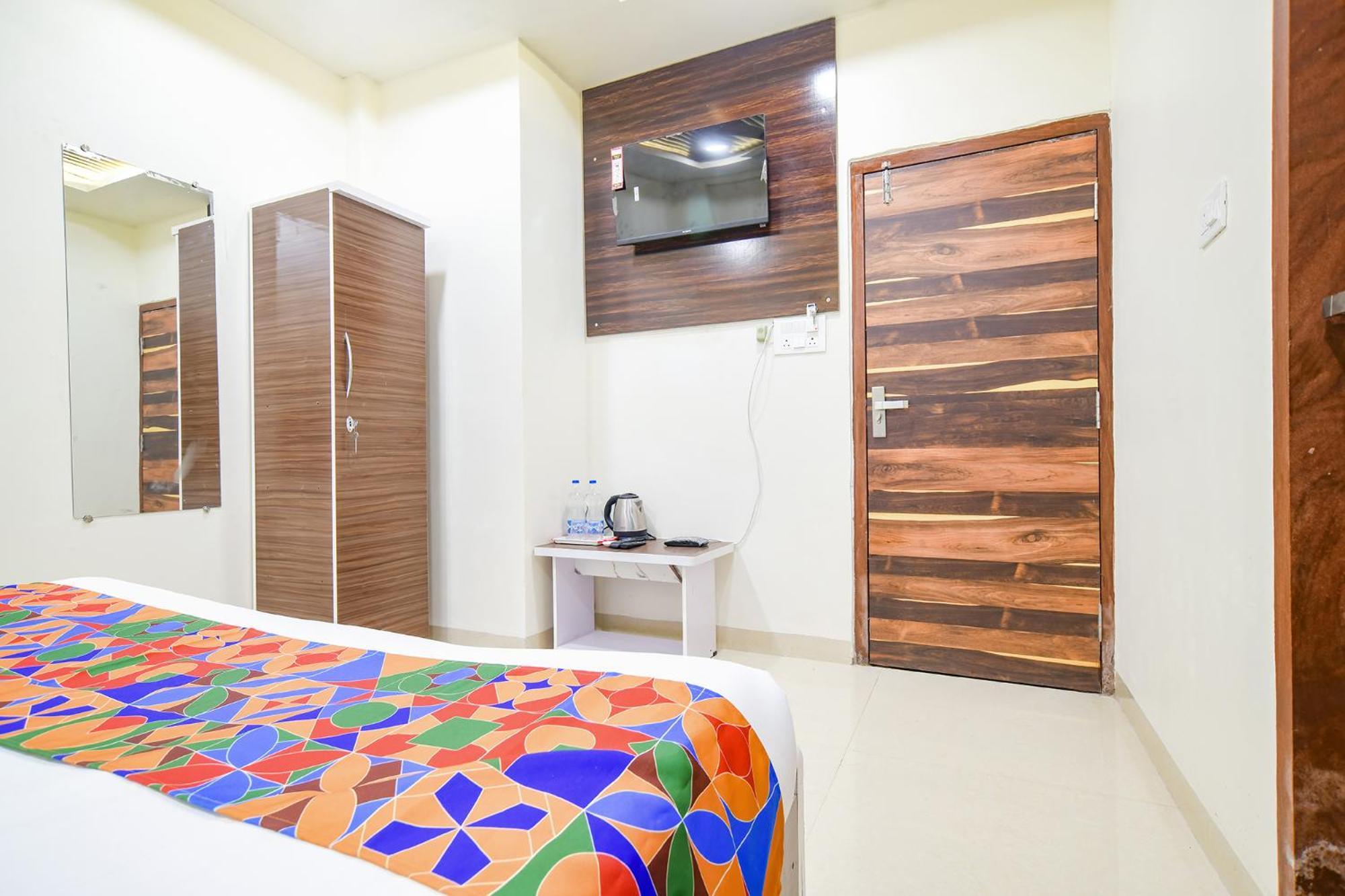 Fabhotel Crown Park Индаур Экстерьер фото