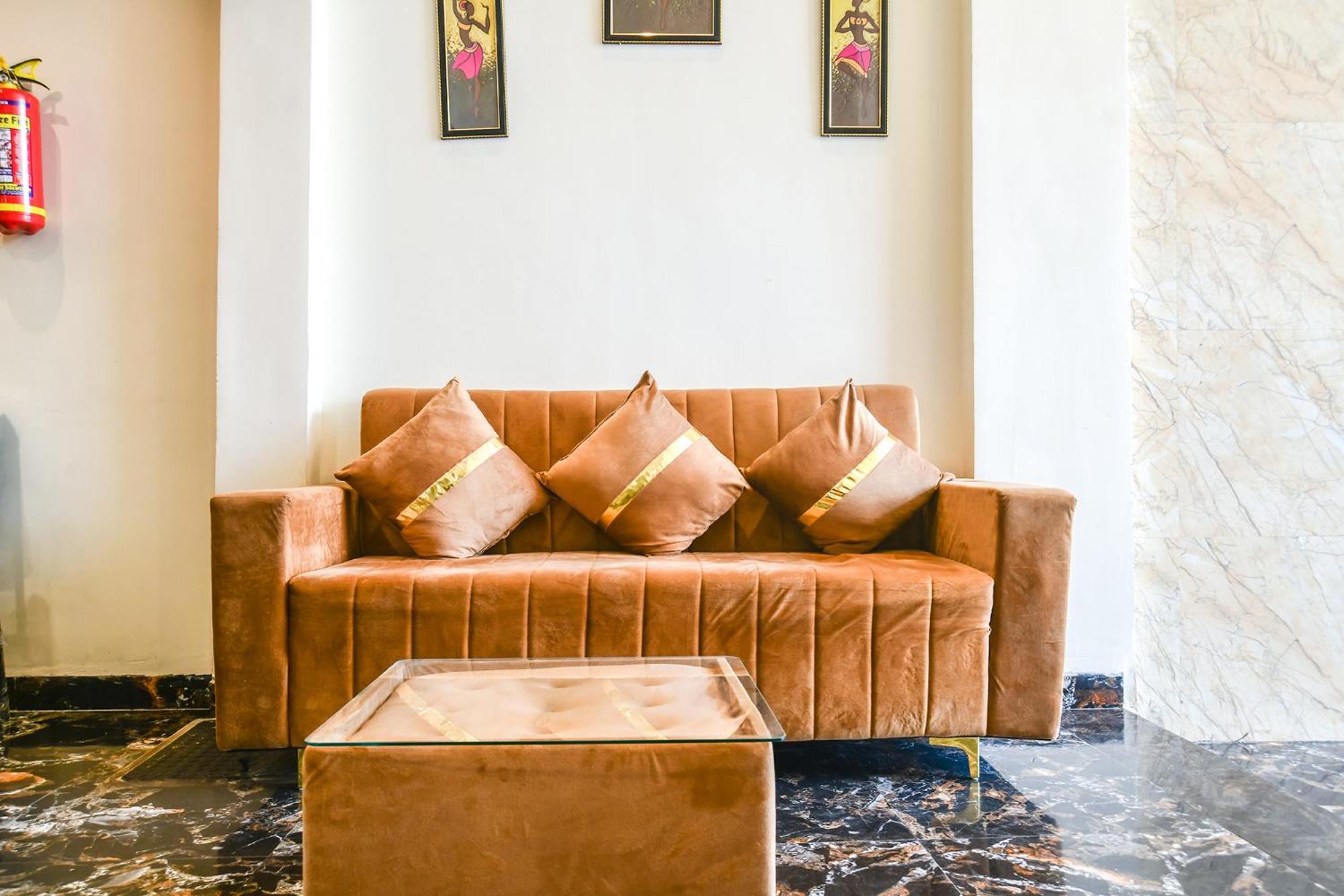 Fabhotel Crown Park Индаур Экстерьер фото